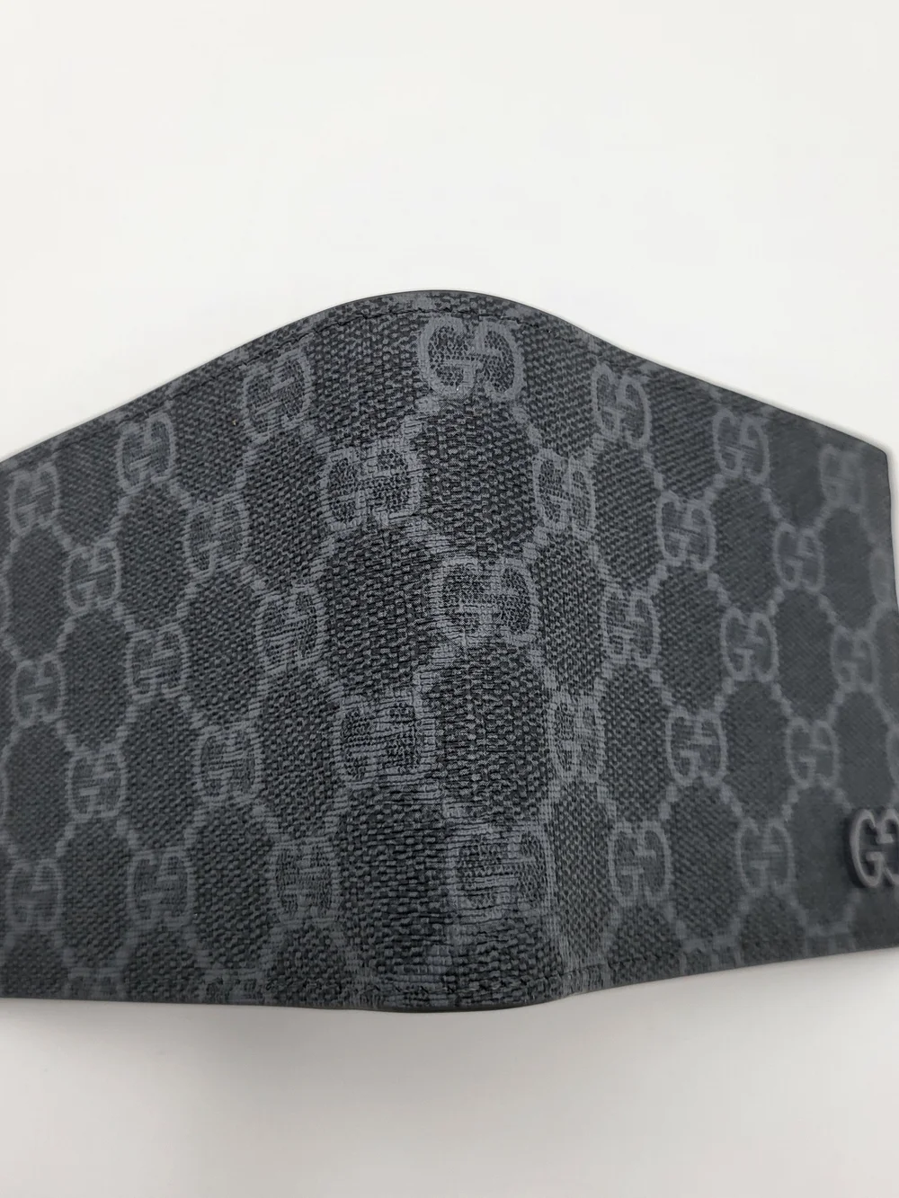 Gucci Bi-Fold GG Supreme Bifold Wallet 768243 in Dark Gray, Pristine condition!!